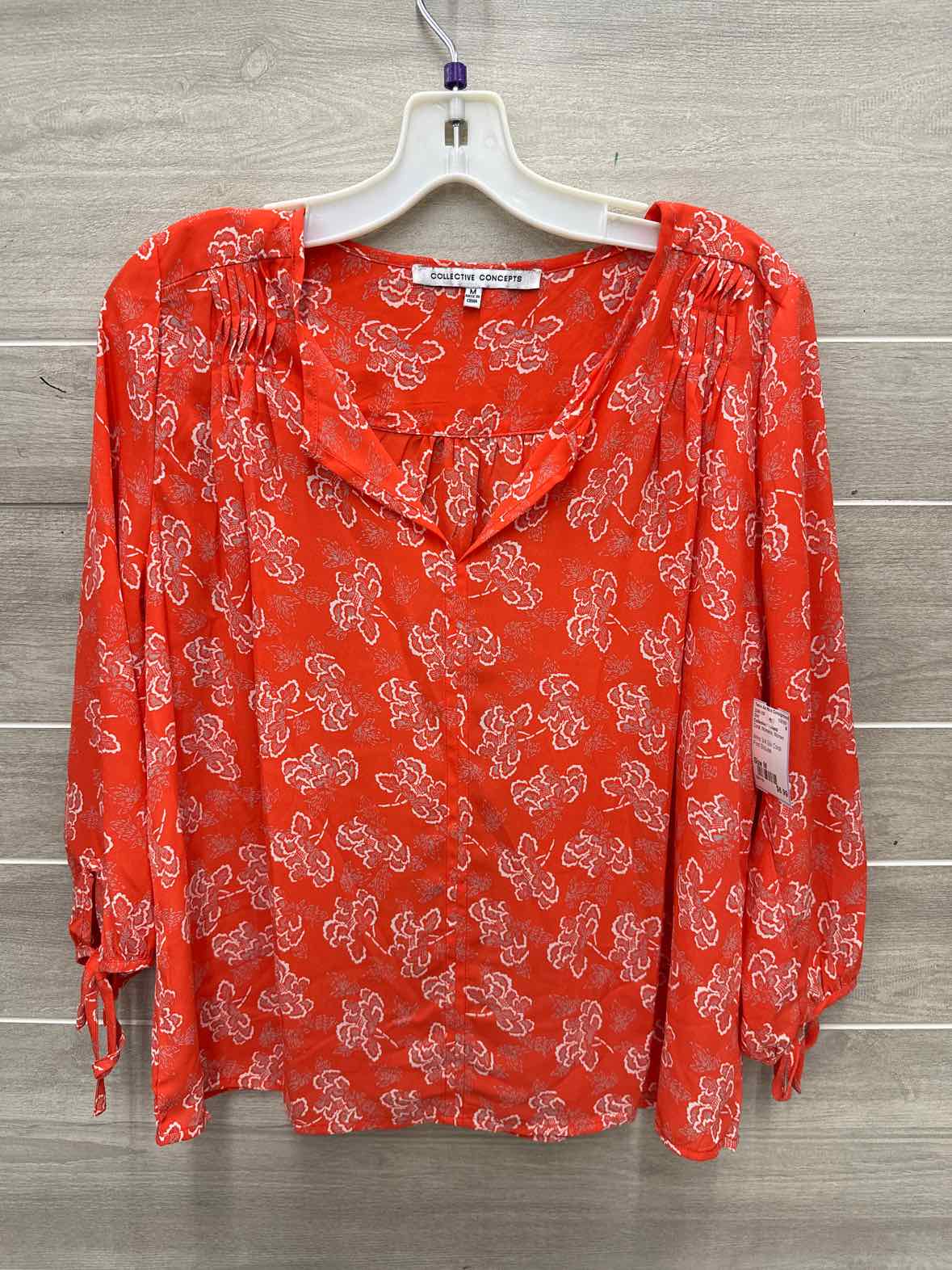 Collective Concepts Size M Coral Womens Shirt
