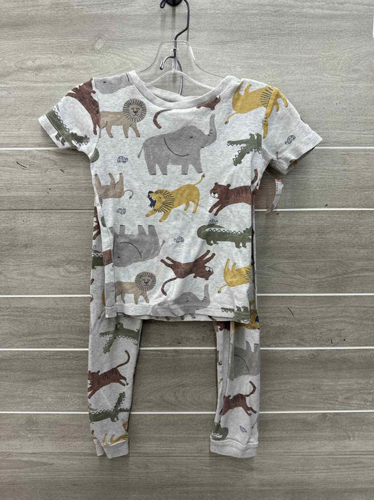 Carters Boys Size 5T Pajamas