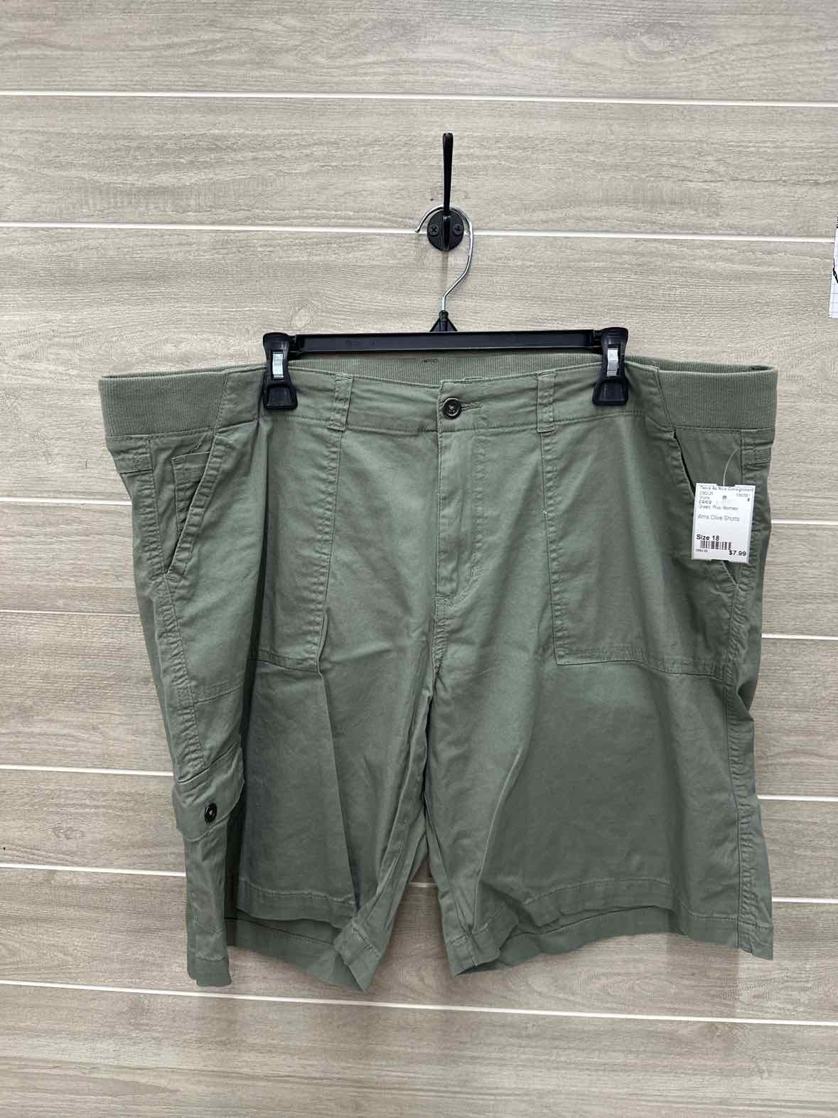 CG/CG Size 18 Green Plus Shorts