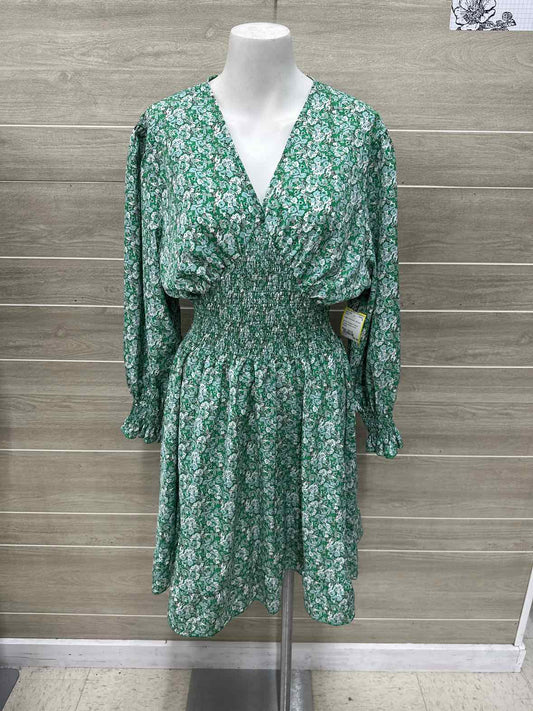 Size 10/12 Green Womens Dress