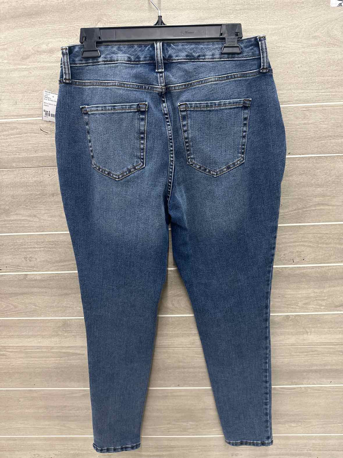 Time & Tru Size 6 Blue Womens Jeans