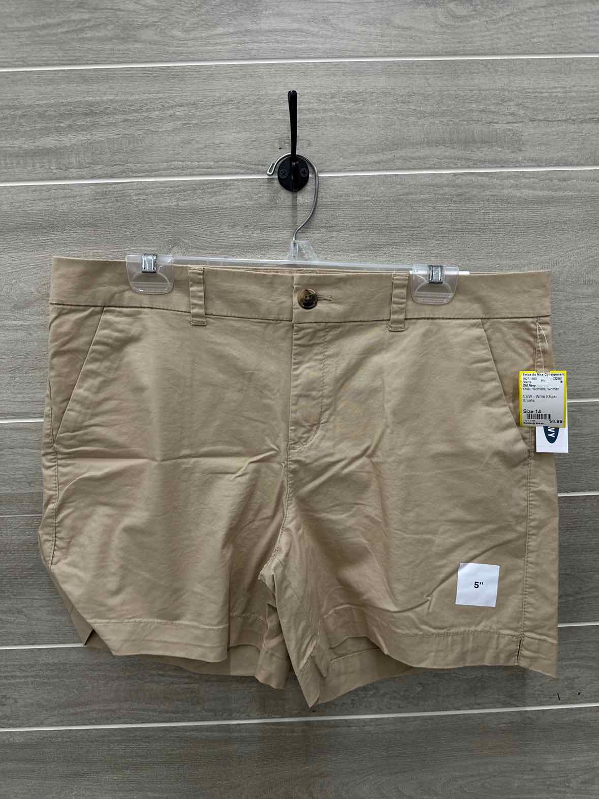 Old Navy Size 14 Khaki Womens Shorts
