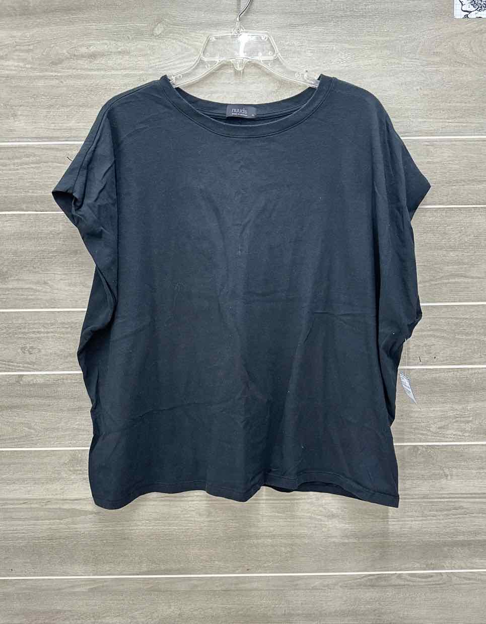 Nuuds Size 16/18 Black Womens Shirt