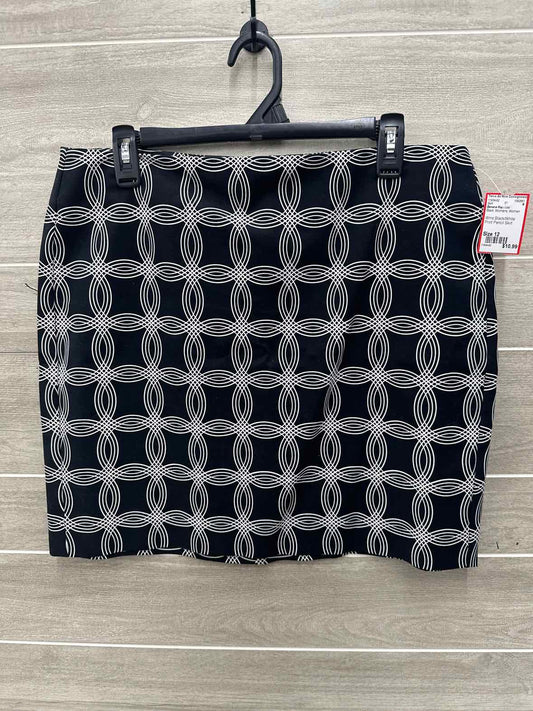 Banana Republic Size 12 Black Womens Skirt