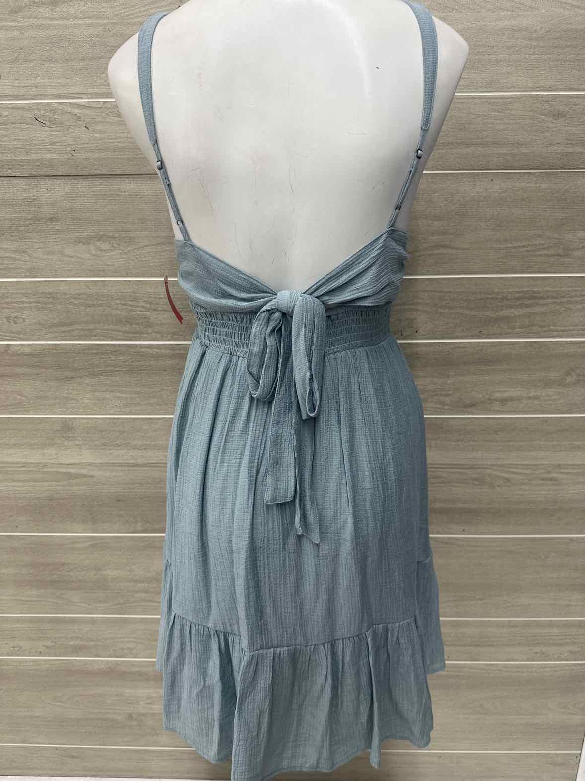 Becool Size 6 Blue Womens Dress