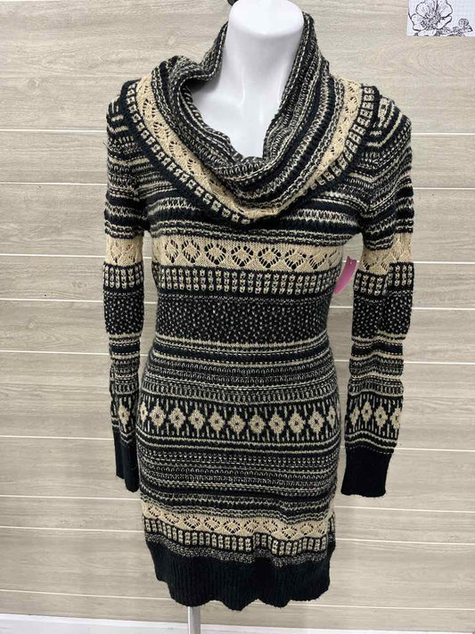 Maurices Size 6/8 Black Womens Dress