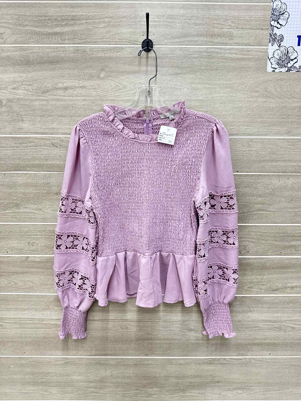 Size S/M Lavender Womens Shirt