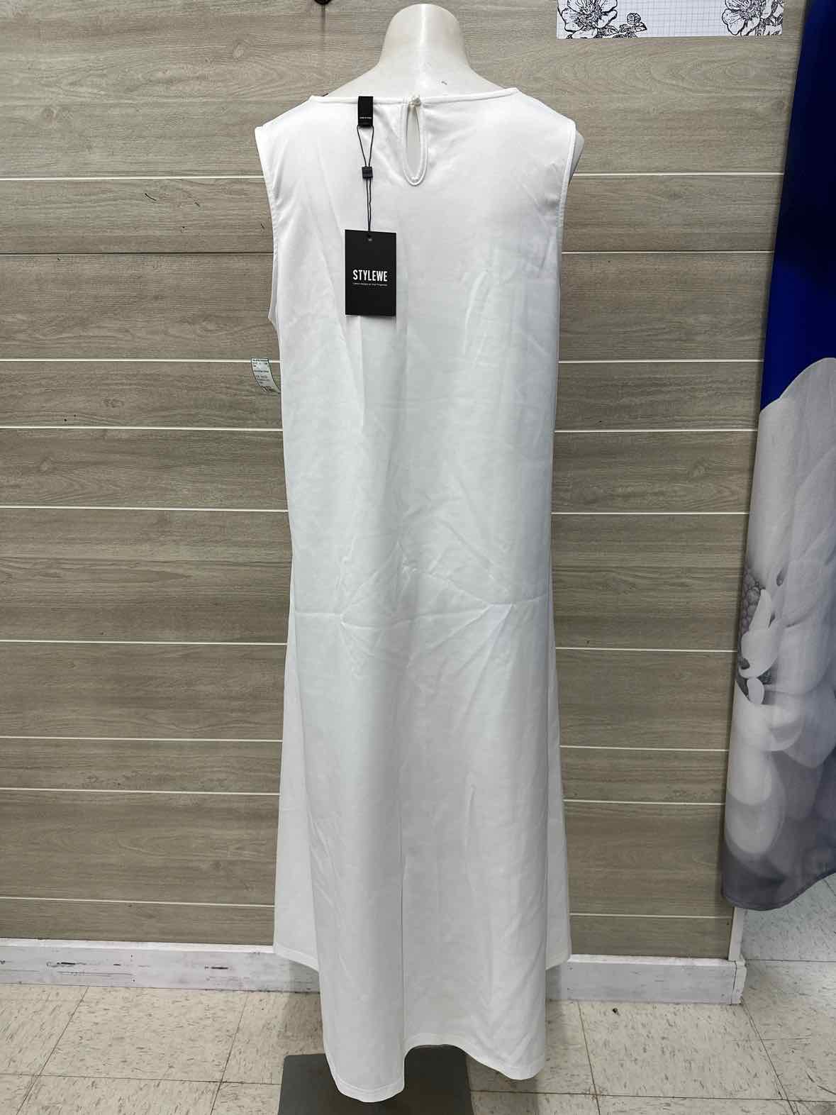 Size 8/10 White Womens Dress