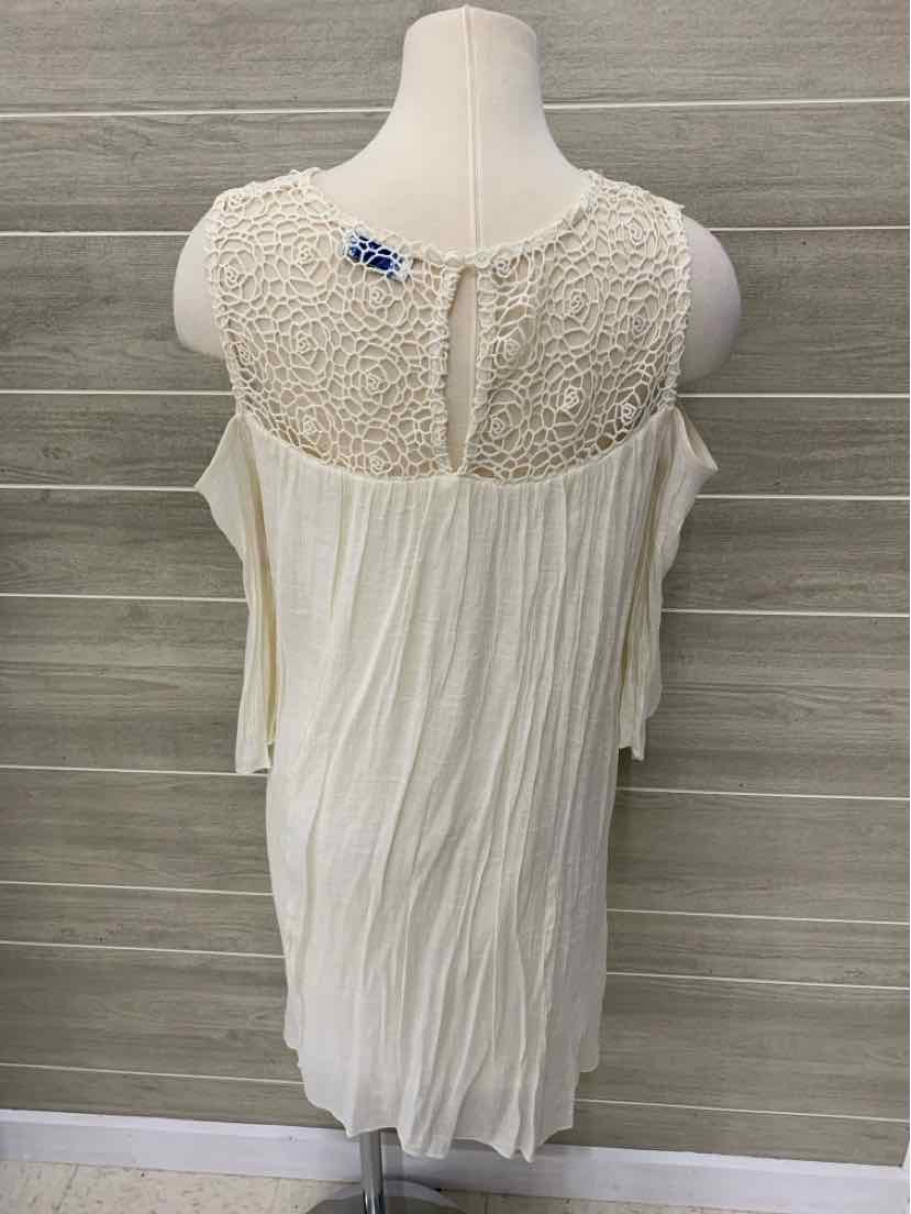 Cream Womens Size 10/12 Dress