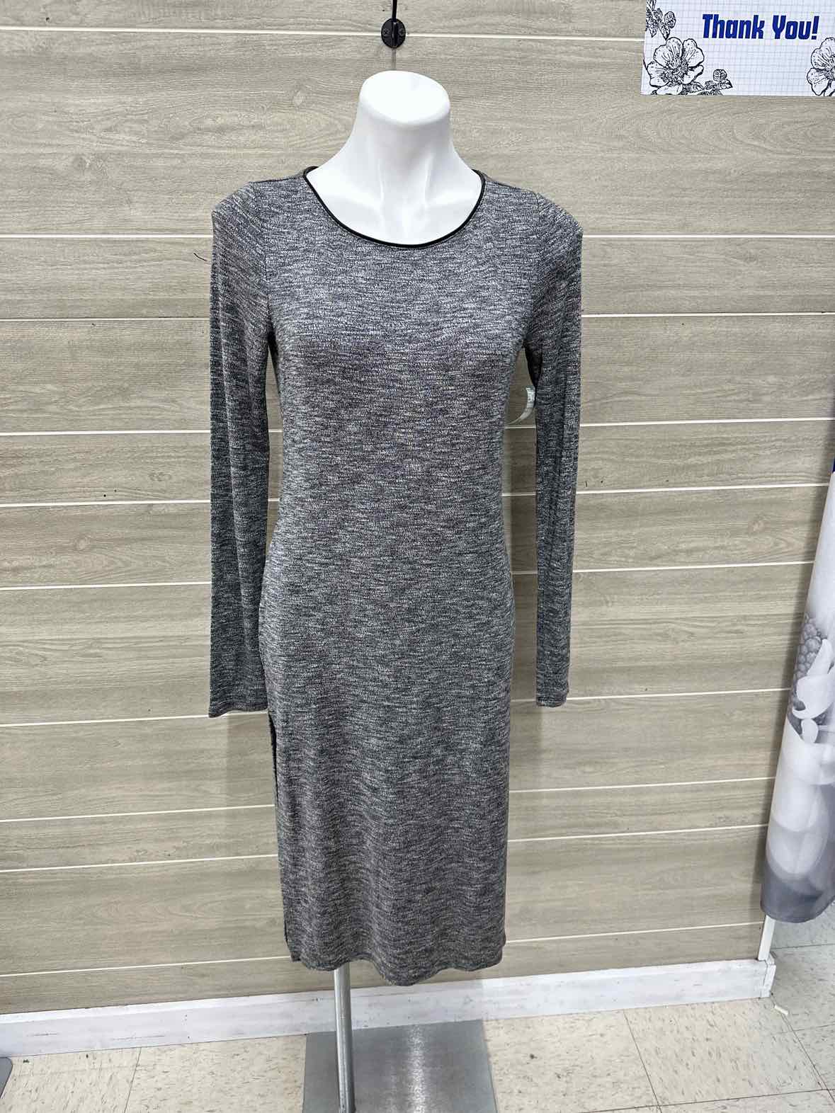WHBM Size 6 Gray Womens Dress