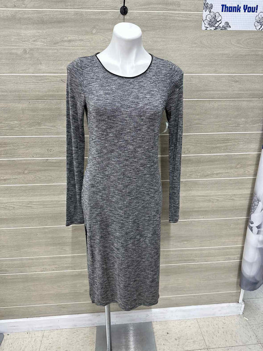 WHBM Size 6 Gray Womens Dress