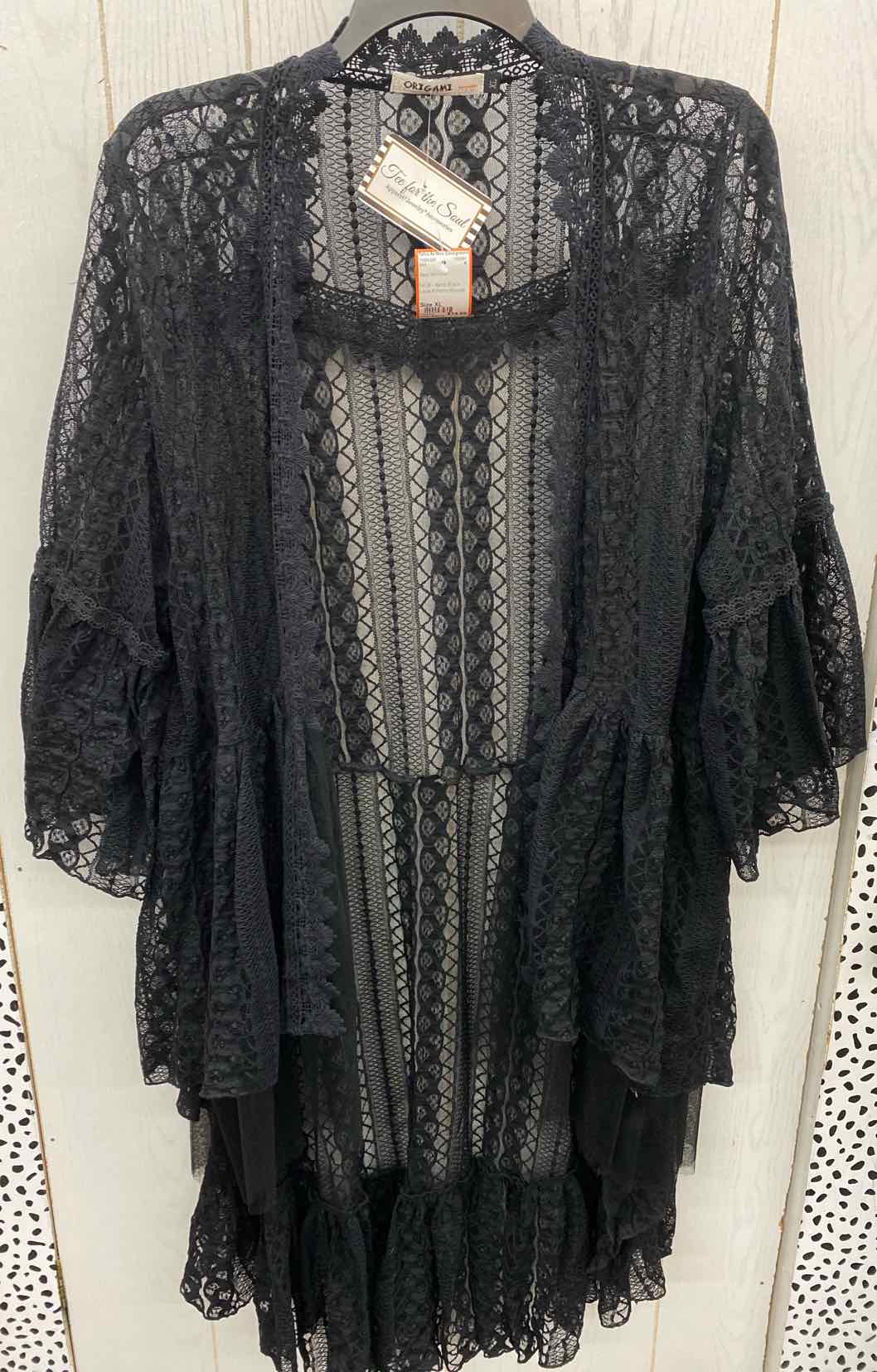 Black Womens Size XL Shirt