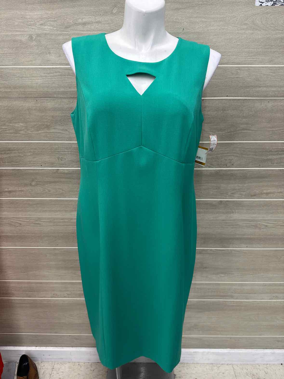 Size 16W Green Plus Dress