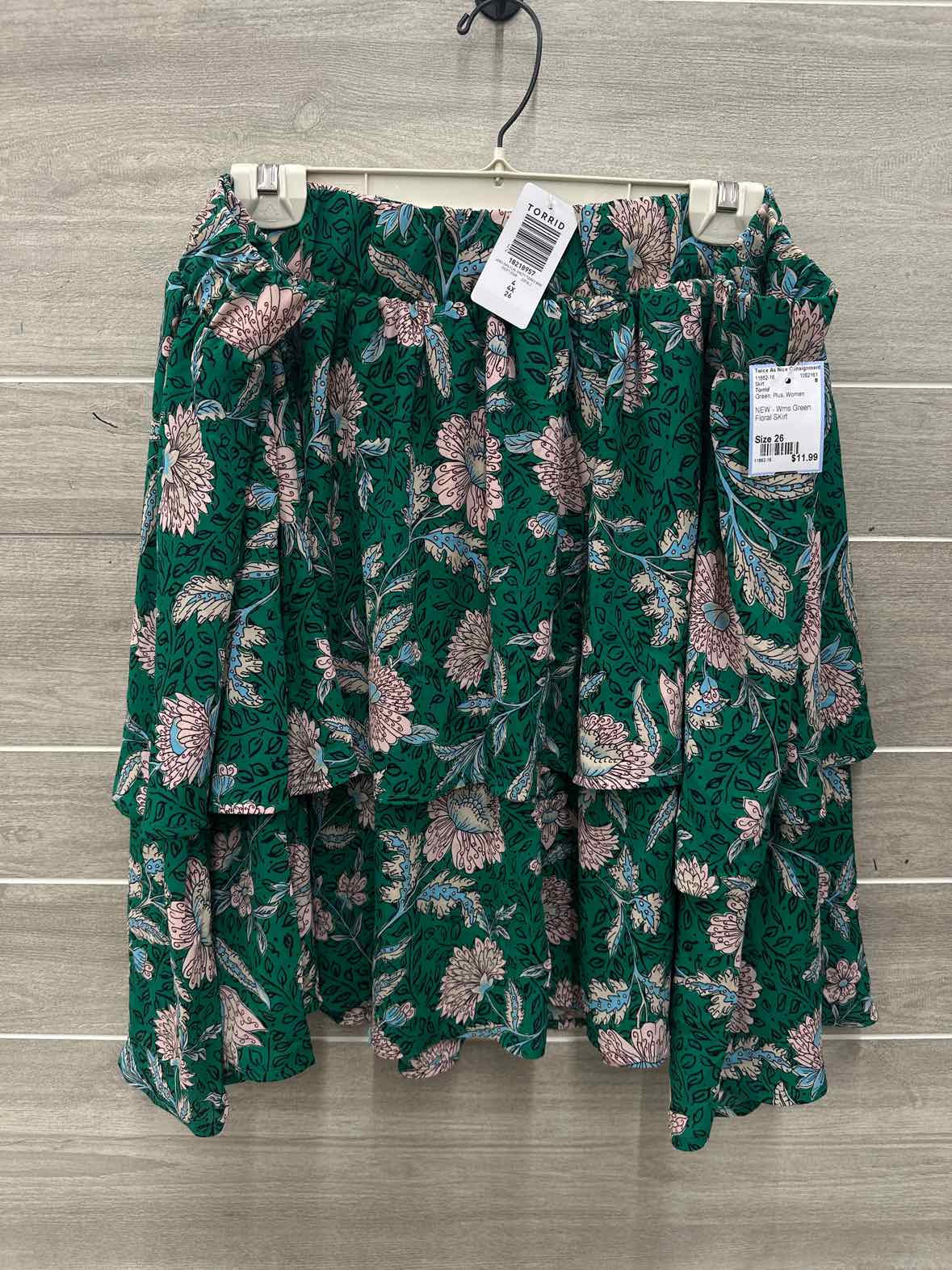 Torrid Size 26 Green Plus Skirt