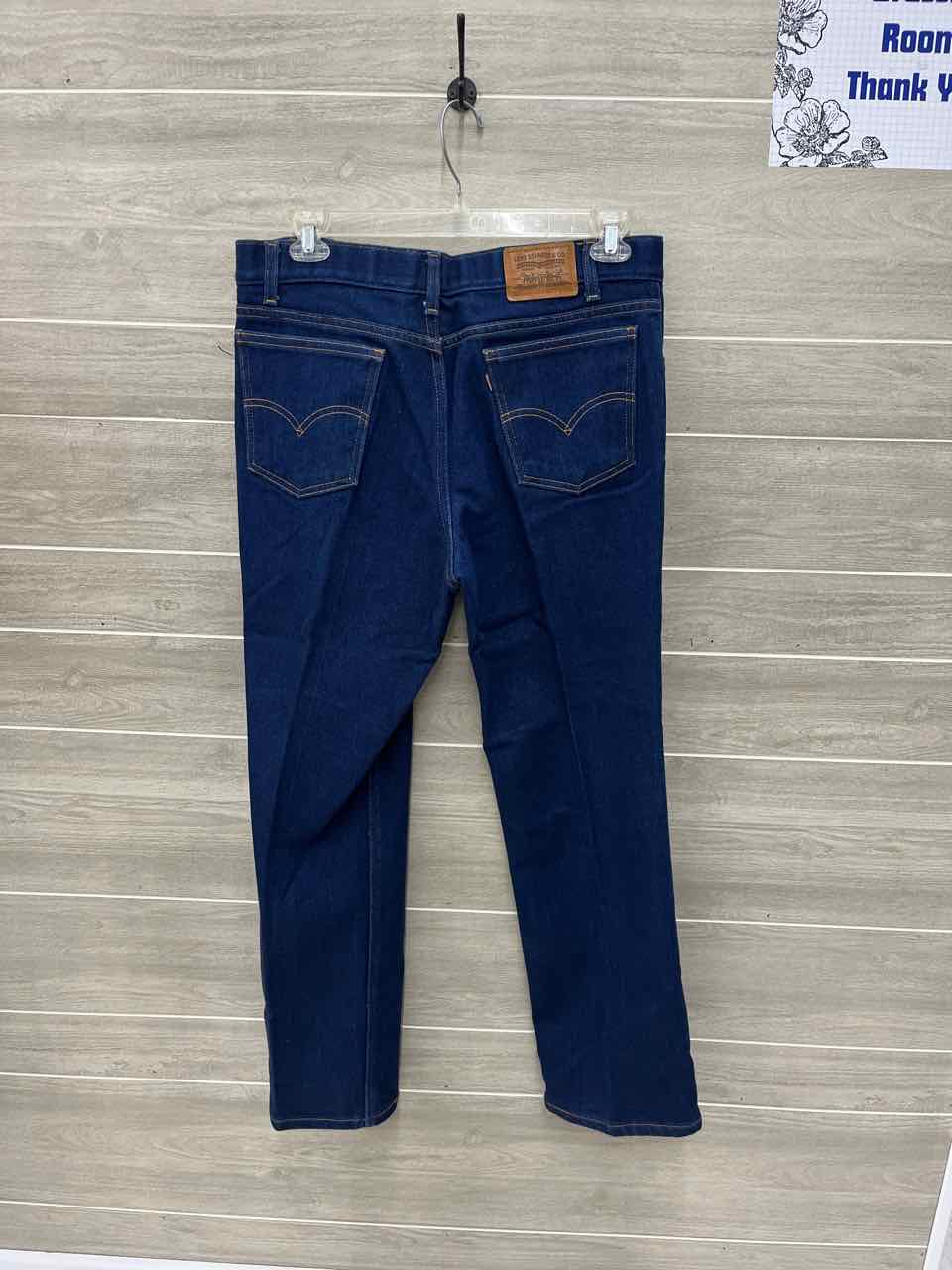 Levis Size 38/32 Men Mens Jeans