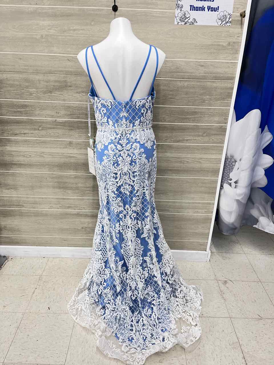 Size 10/12 Blue Womens Gown/Evening Wear