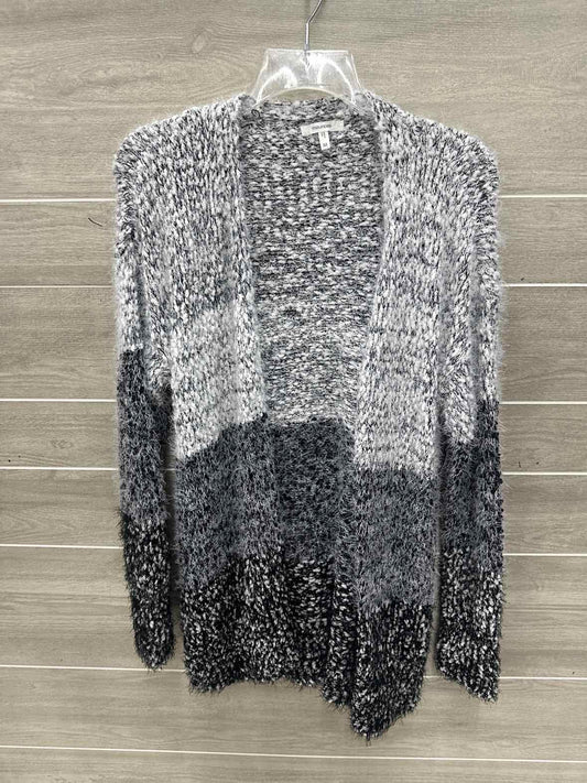 Maurices Size M Gray Womens Sweater