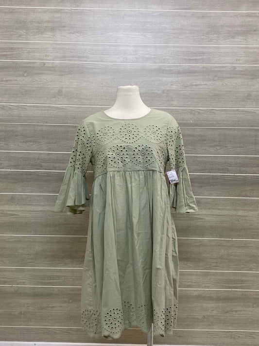 Green Womens Size 8 Dress