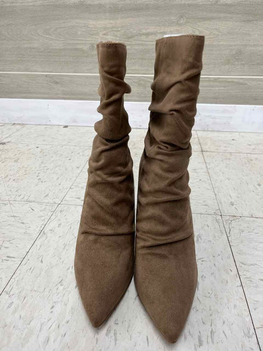 Journee US Shoe Size 9 Tan Womens Boots