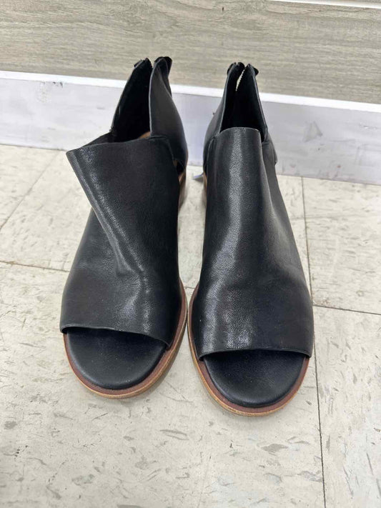 Sofft US Shoe Size 10 Black Womens Sandals