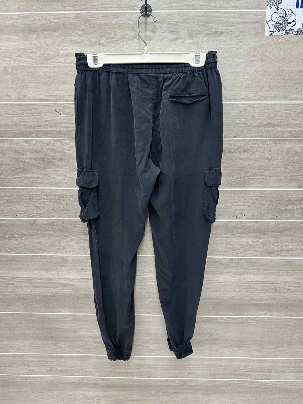 Size 6/8 Black Womens Pants
