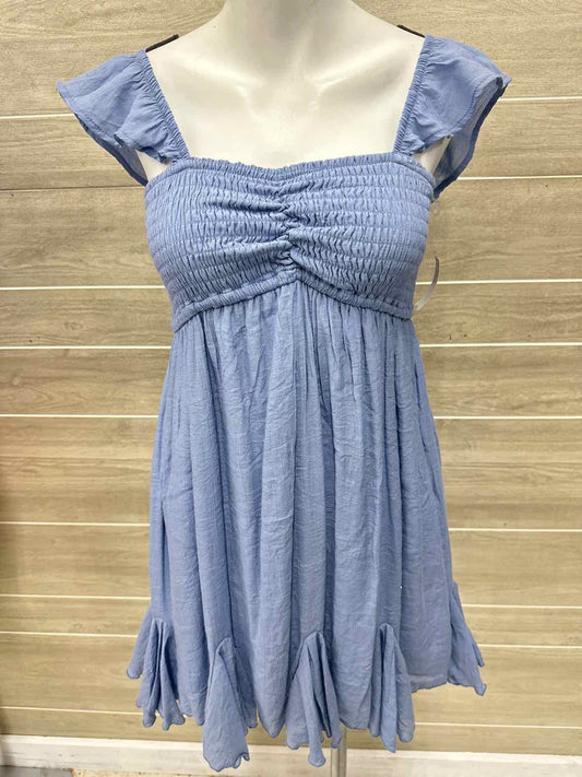Size 6/8 Blue Womens Dress
