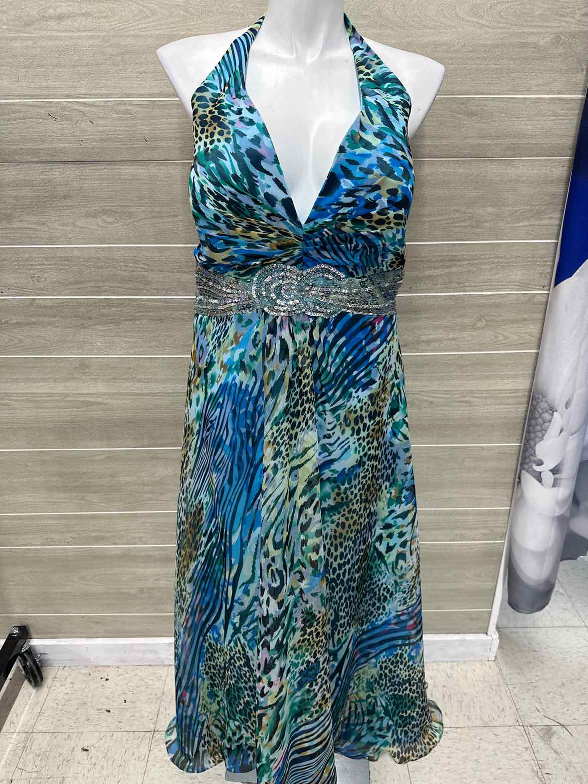 MAC DUGGAL Size 24 Blue Plus Gown/Evening Wear