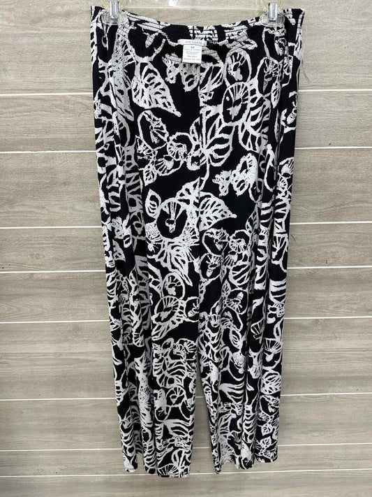 Black Womens Size 10/12 Pants