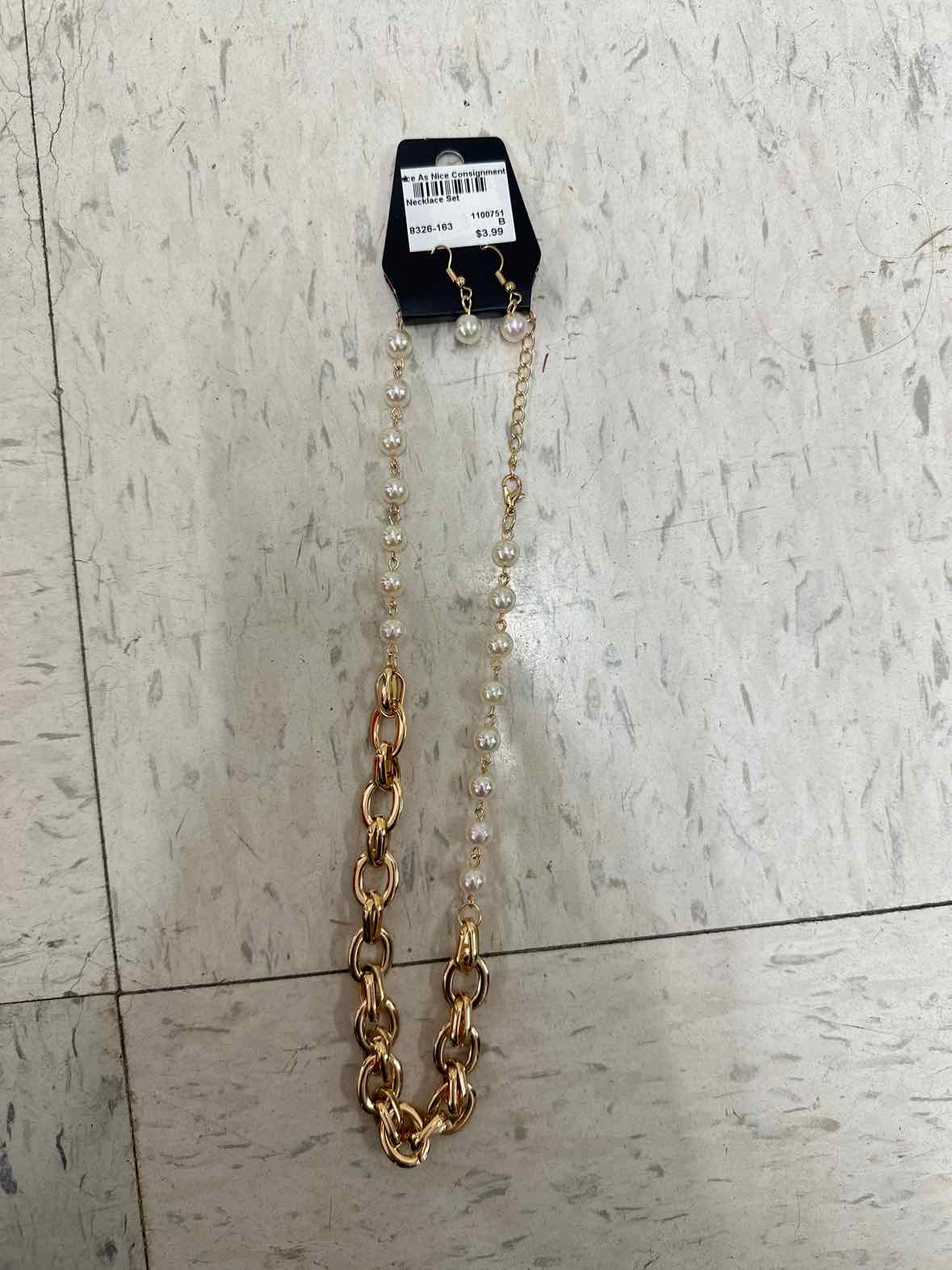 Necklace Set