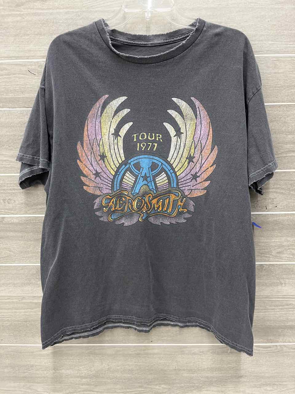 Size M/L Gray Womens Shirt