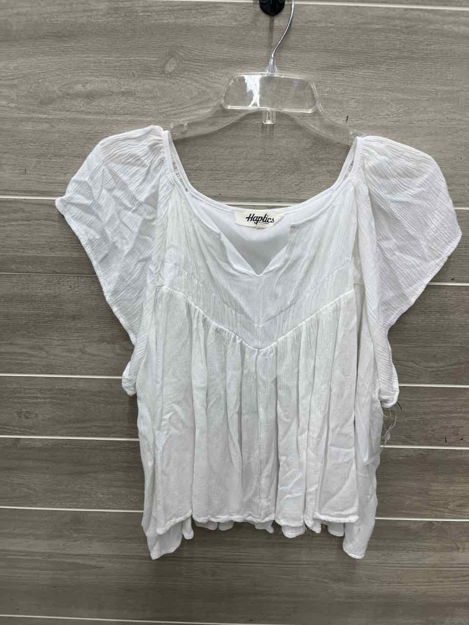 Haptics Size 2X White Plus Shirt
