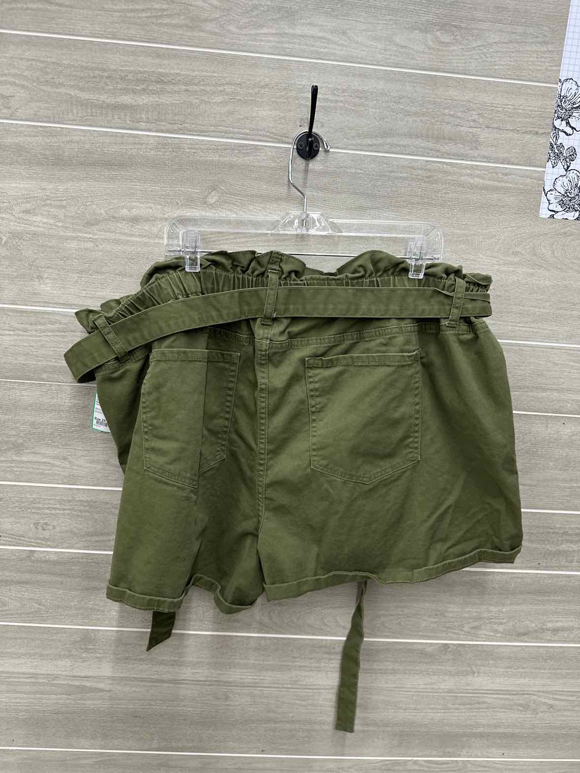 Ava & Viv Size 2X Olive Plus Shorts