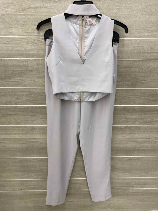 L'Artiste Gray Womens Size 6 Pant Set