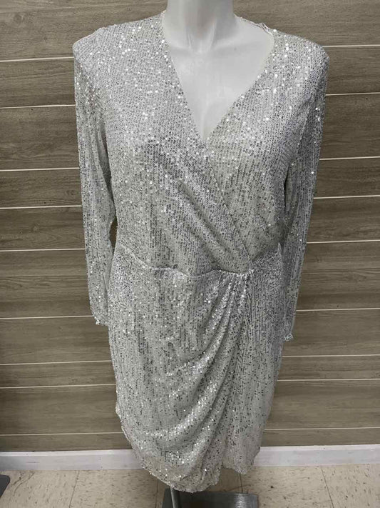 City Chic Silver Womens Women Size 18 Dress