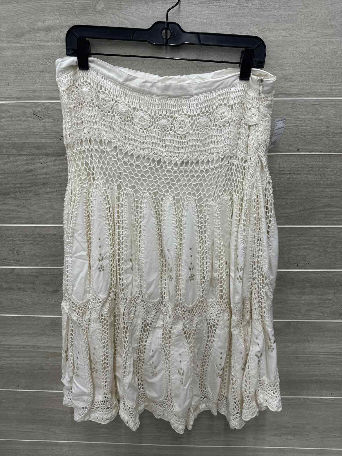 Size L/XL Cream Womens Skirt