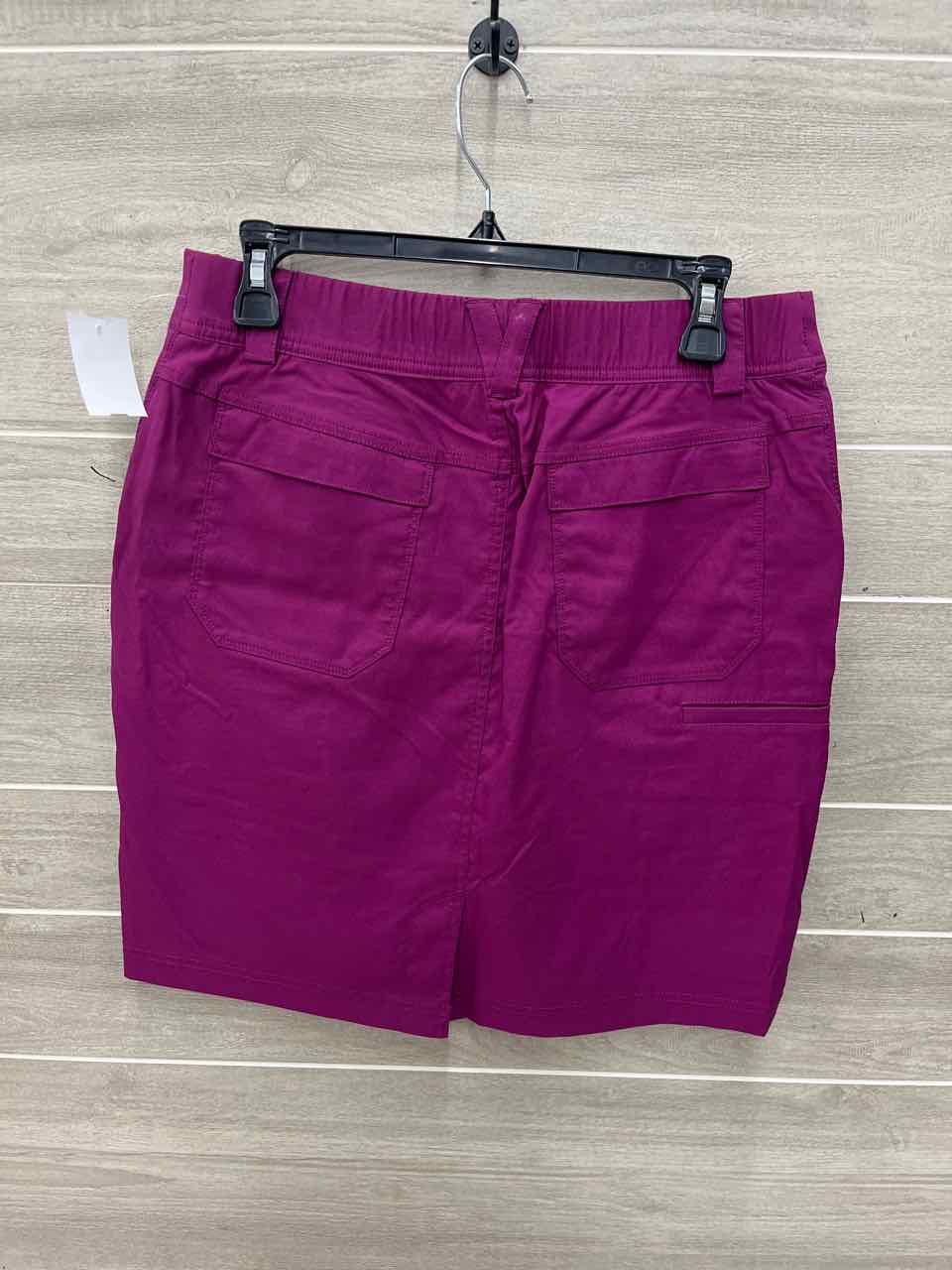 Duluth Size 8 Purple Womens Skirt