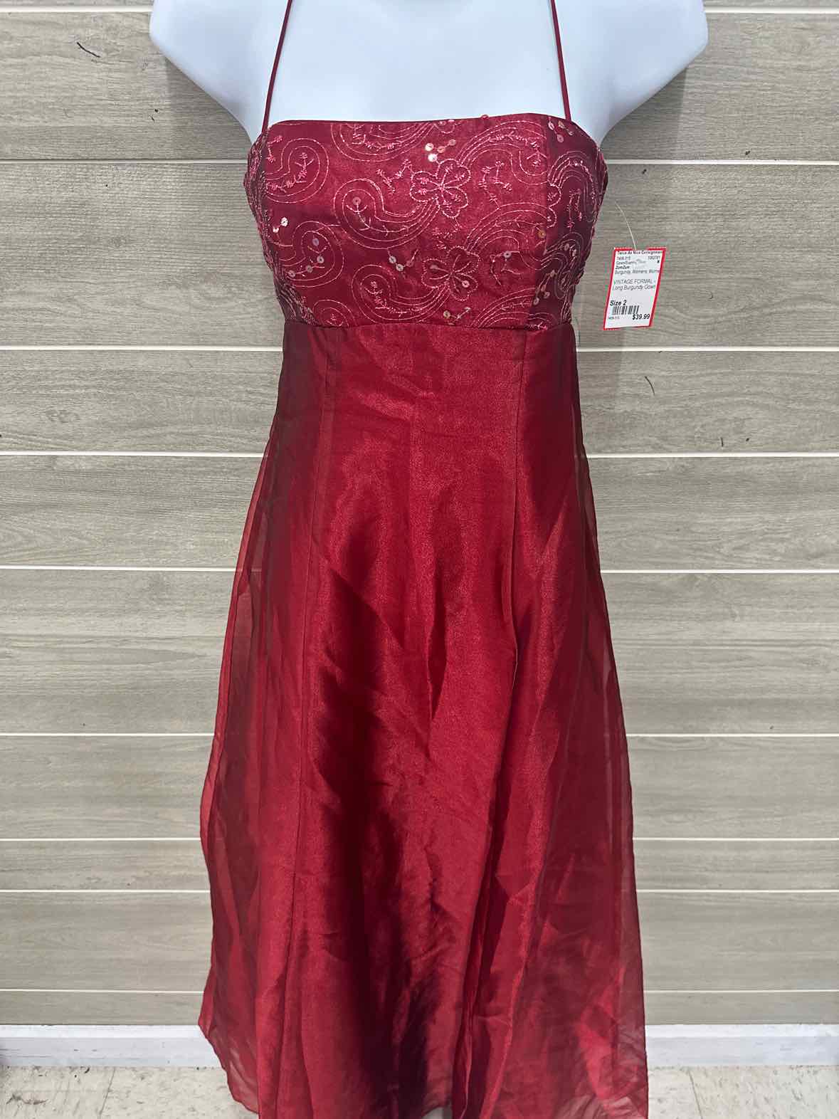 ZumZum Size 2 Burgundy Womens Gown/Evening Wear