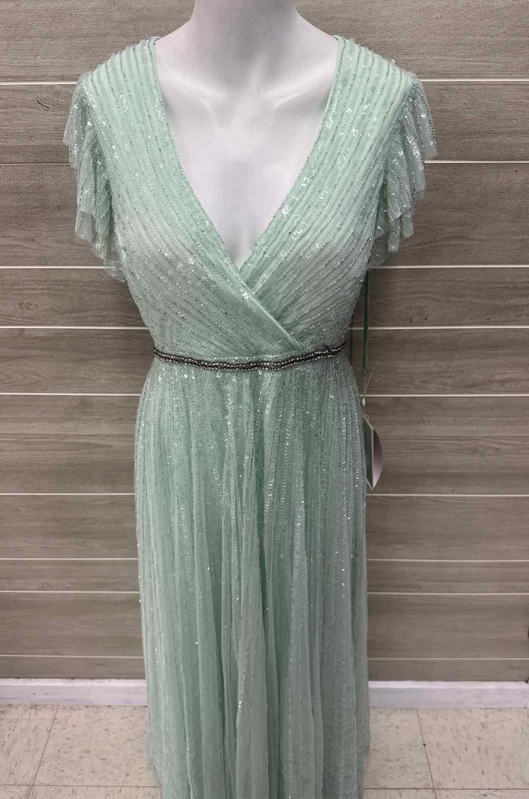 MAC DUGGAL Size 8 Green Womens Gown/Evening Wear