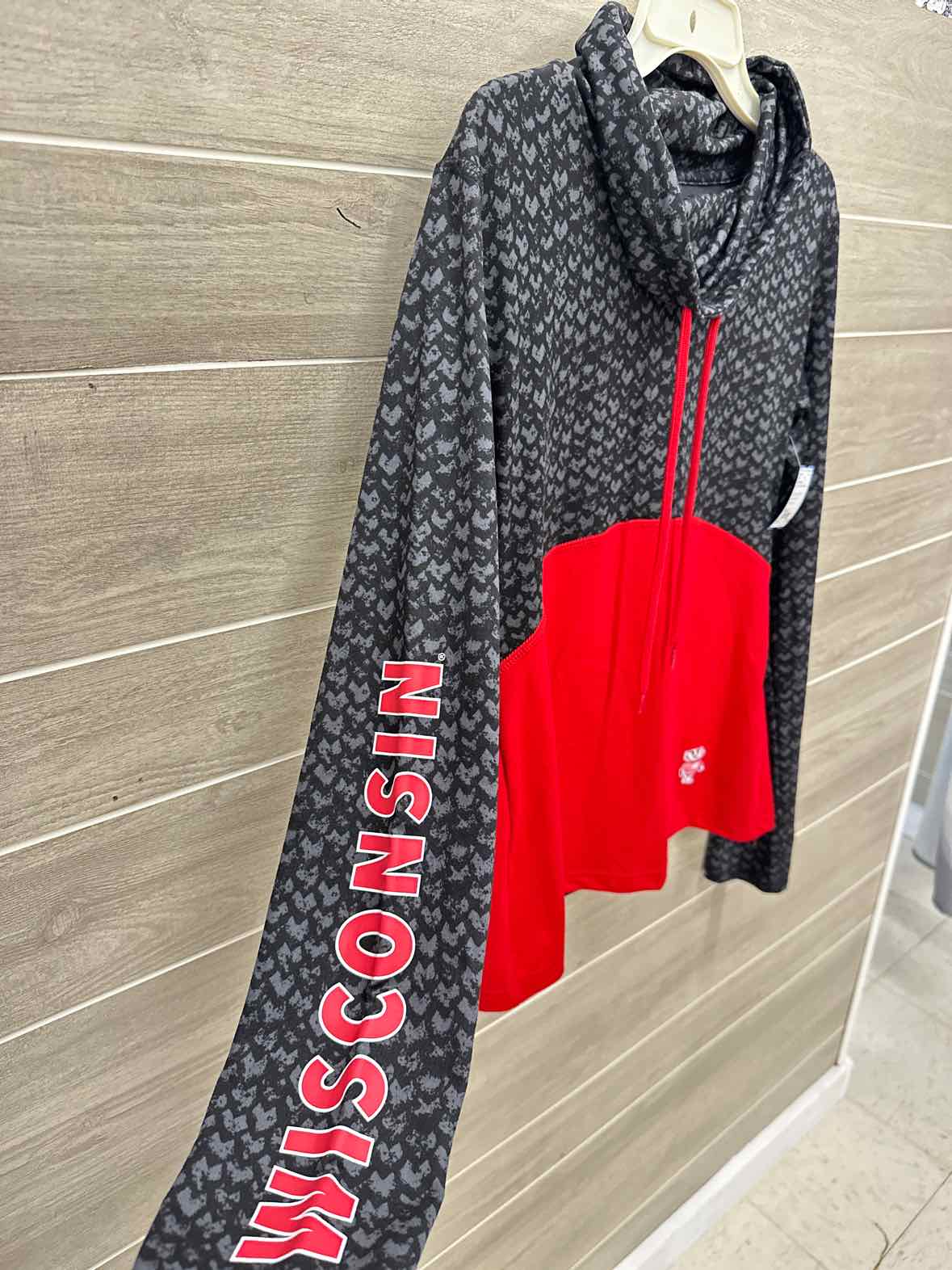 Colosseum Size L Gray Womens Shirt