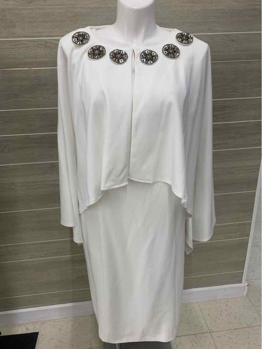 Ashro White Womens Size 18W Dress