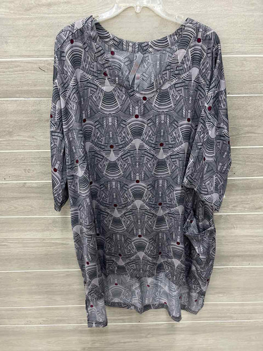 Melissa McCarthy SEVEN Gray Womens Women Size 2X Shirt