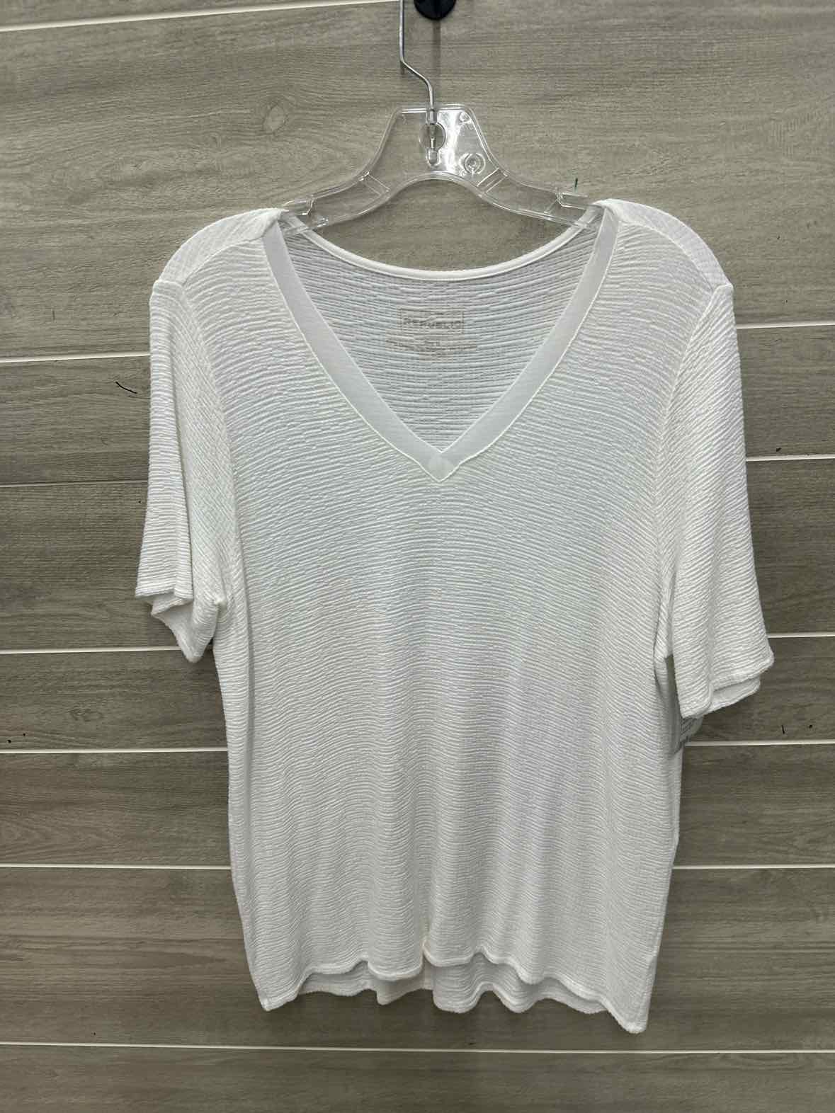 For the Republic Size M White Womens Shirt