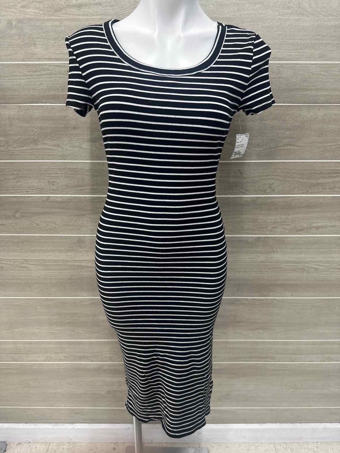 Black Junior Size 7/8 Dress