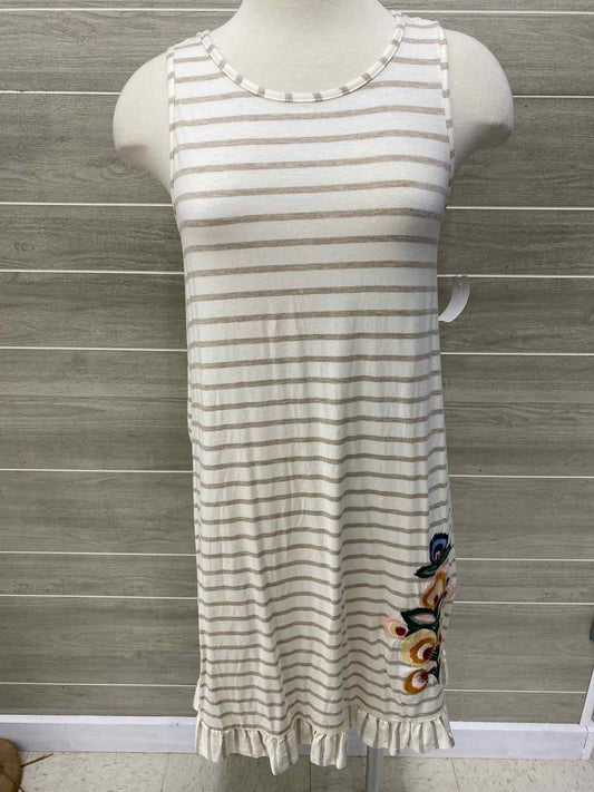 Everleigh Tan Womens Size 4 Dress