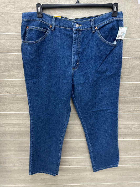 Lee Size 42/32 Mens Jeans