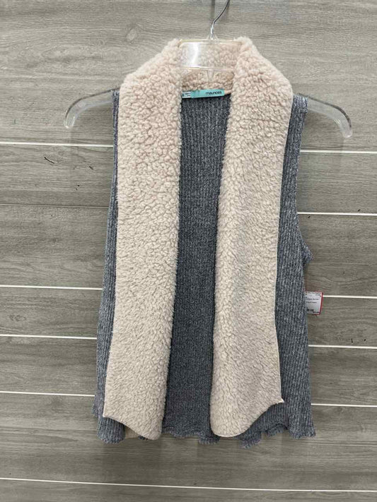 Maurices Size S Gray Womens Vest