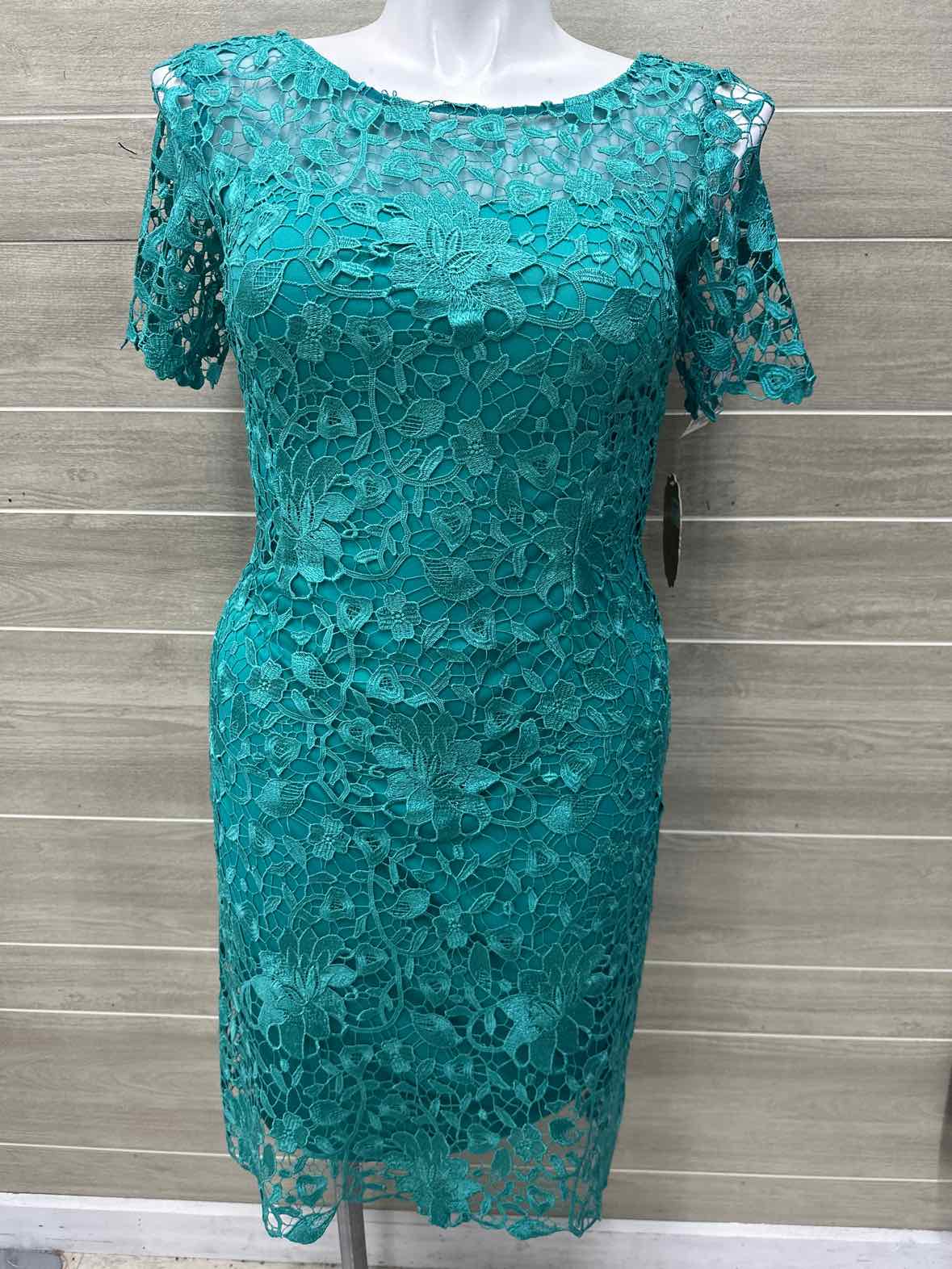 Size 10 Green Womens Dress