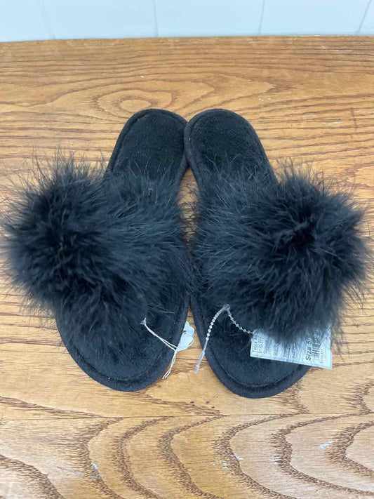 Black Womens Women Size 5/6 Slippers