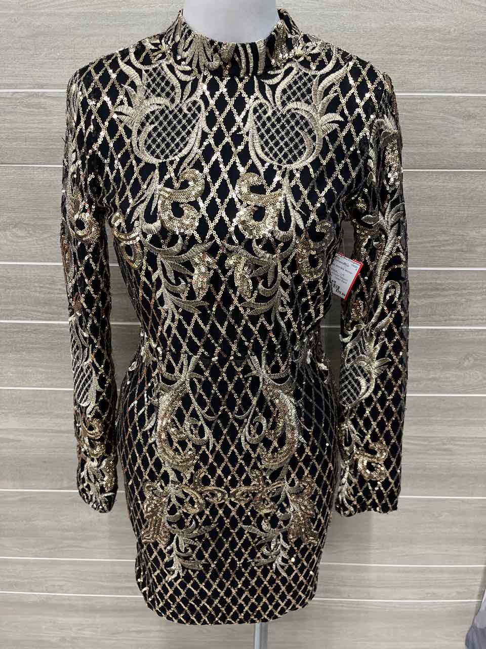 Size 4/6 Black Womens Gown/Evening Wear