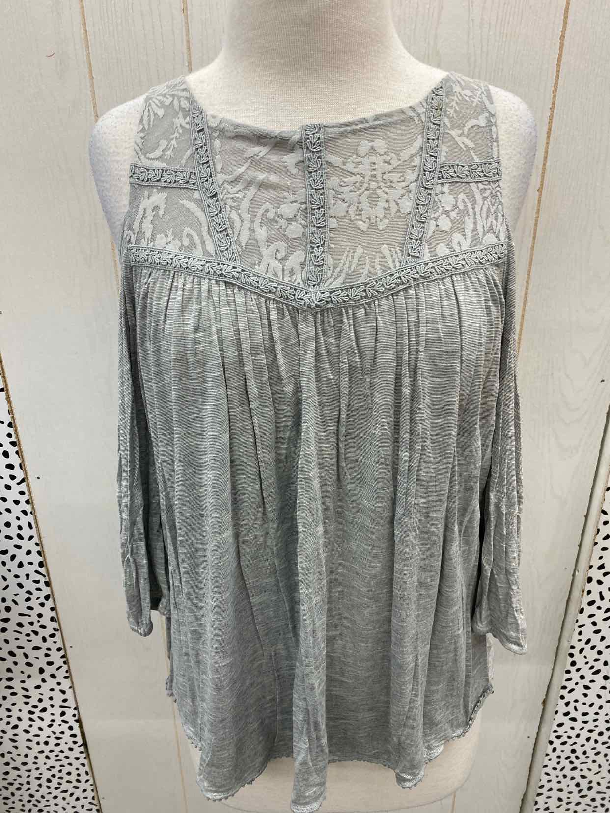 Maurices Gray Womens Size M Shirt